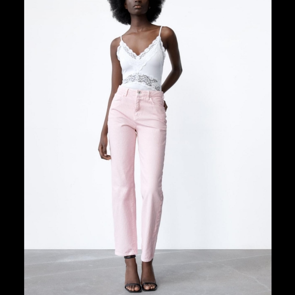 Zara women jean super high rise straight faded pink in sise 0